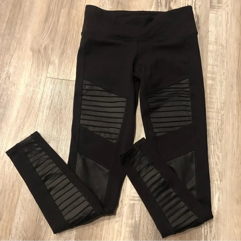 ALO Yoga Moto Legging Size XS Black Full Length Mesh Gym Athletic‎